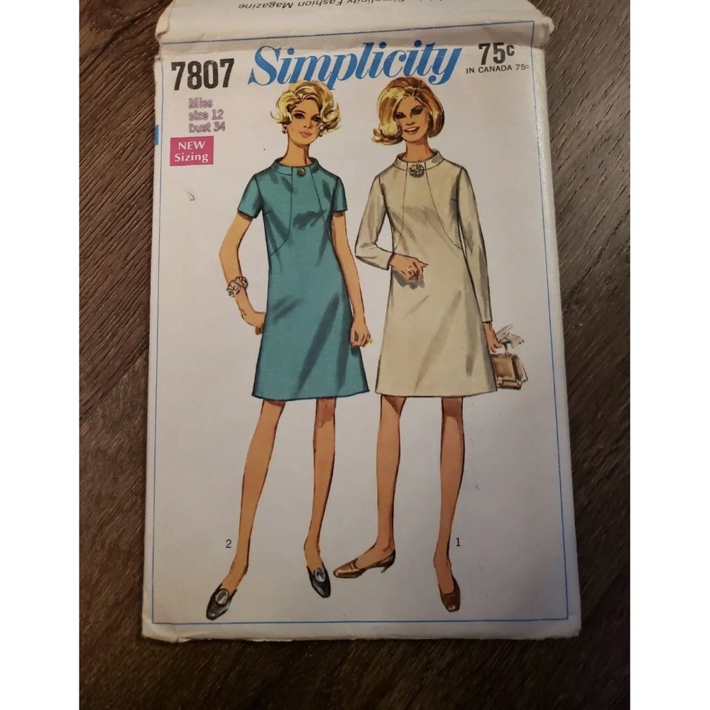 Vintage 1968 Simplicity Shift Dress LS or SS Pattern 7807 Size 12 Bust 34